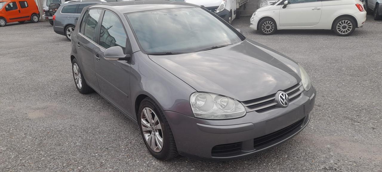 Volkswagen Golf 2.0 16V TDI 5p. Comfortline