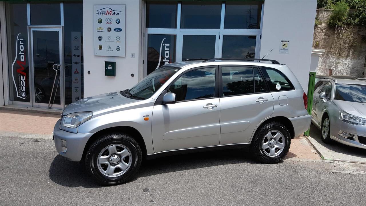 Toyota RAV 4 RAV4 2.0 Tdi D-4D cat 5 porte Sol