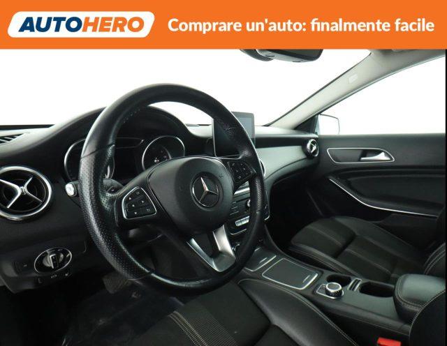 MERCEDES-BENZ GLA 200 d Automatic Sport