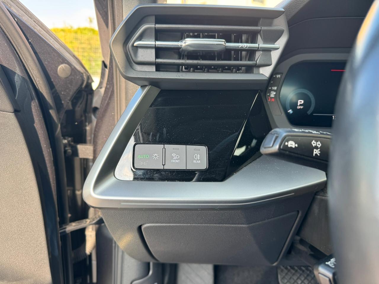 A3 SPB 1.5 G-Tron S-tronic S-Line Fari Full Led