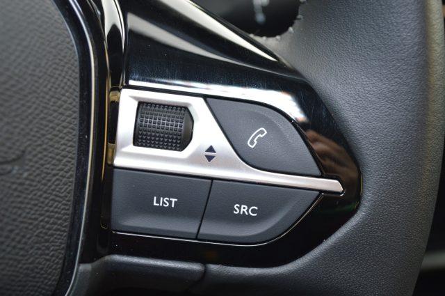 PEUGEOT 208 PureTech 100 Stop&Start 5 Active