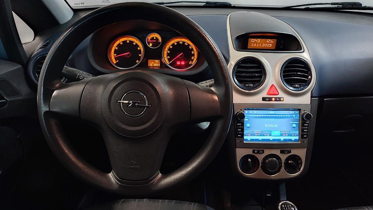 Opel Corsa 1.2 5 porte Cosmo