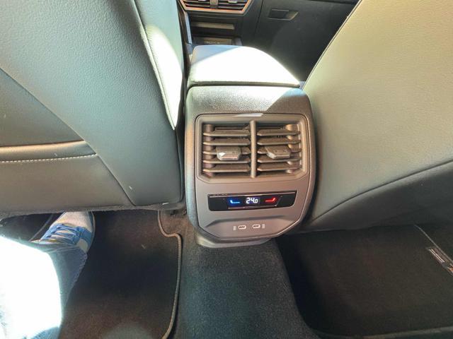 CUPRA Leon 2.0 TSI 245 CV DSG VZ Carbon