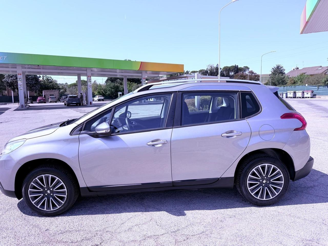 Peugeot 2008 PureTech 82 Allure