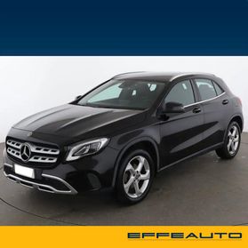 Mercedes-benz GLA 200 d Auto (( Gancio Traino ))