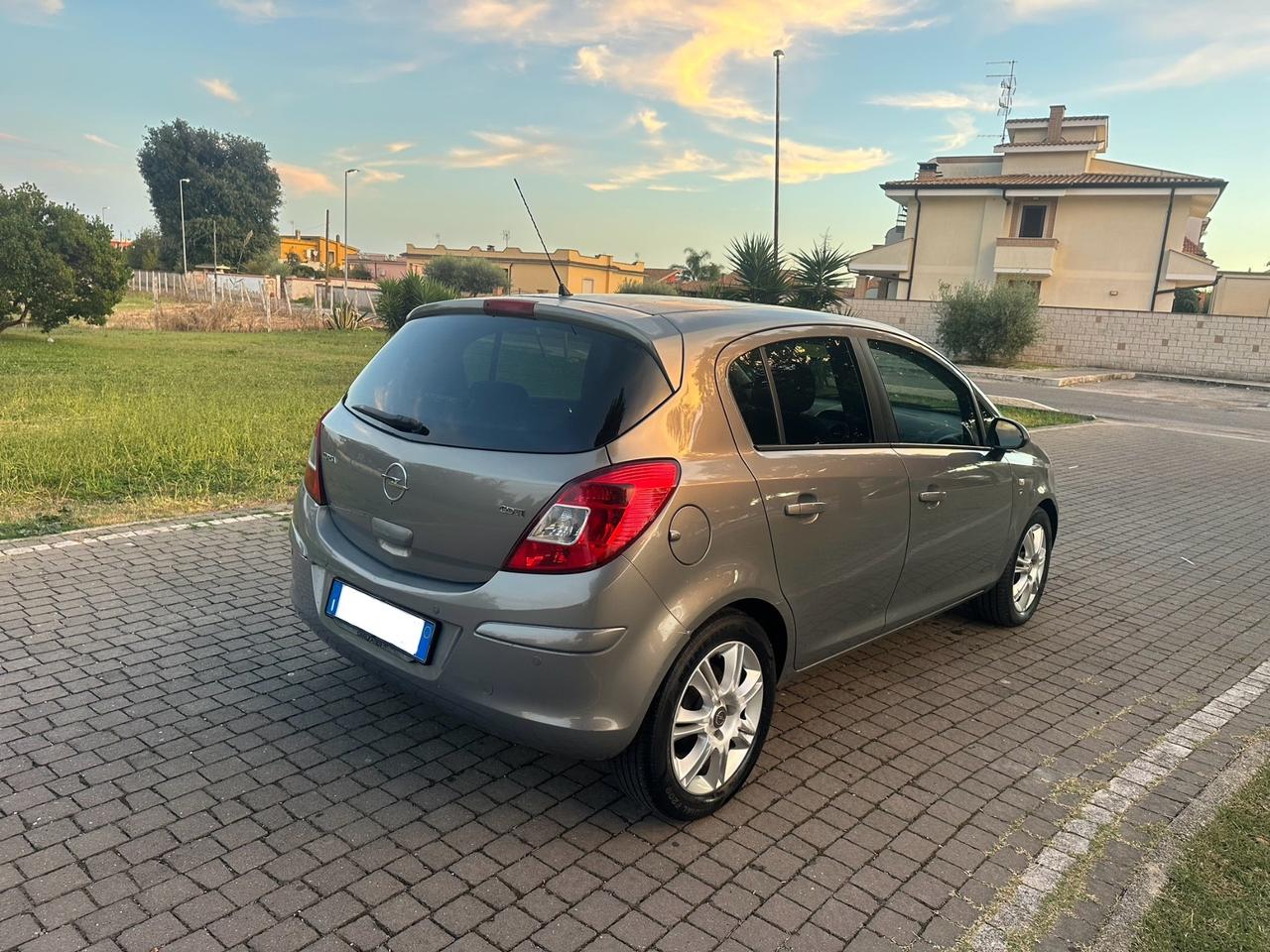 Opel Corsa 1.3 Diesel 95 CV OK NEOPATENTATO EURO 5