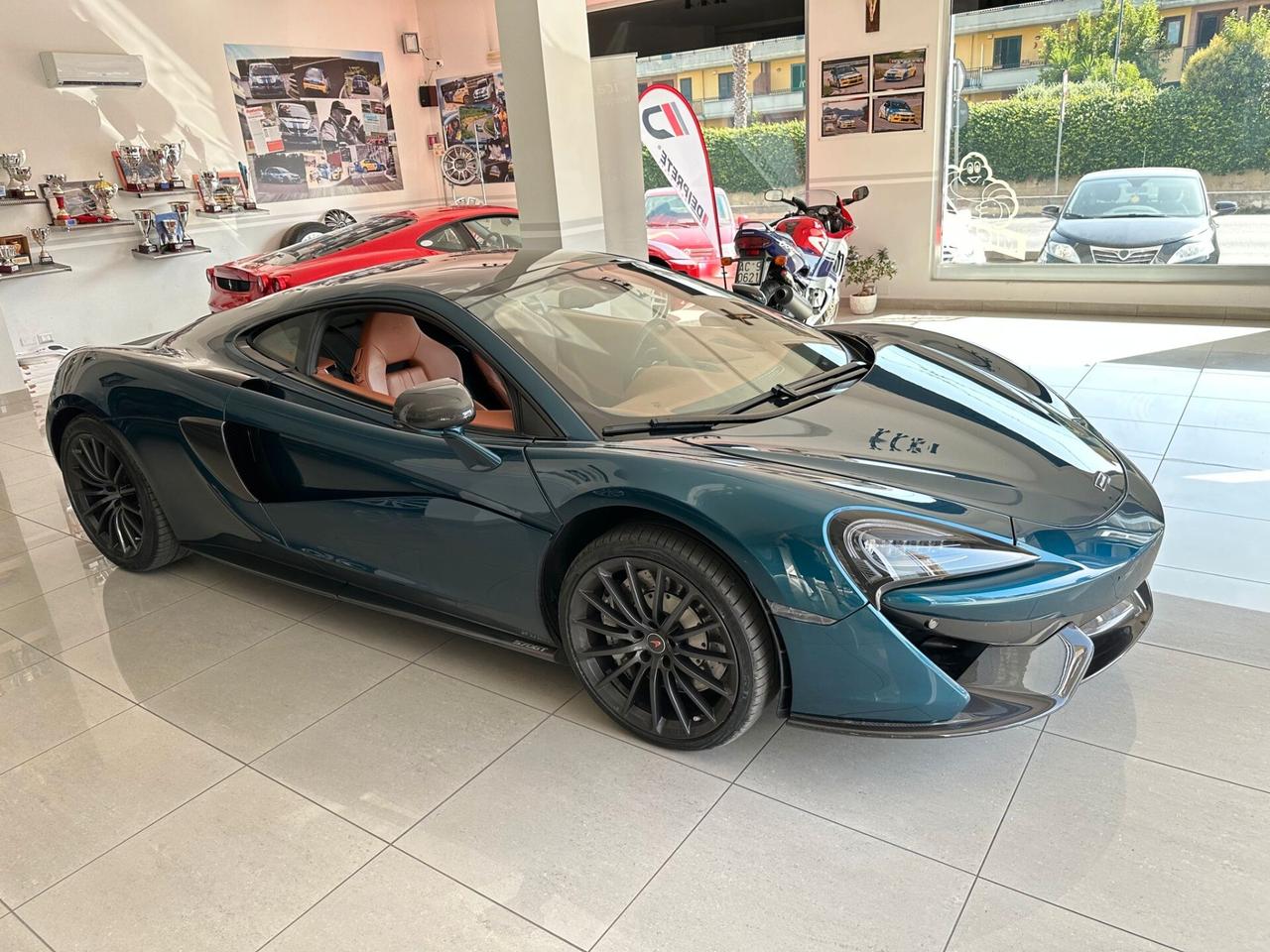 Mclaren 570GT - 570CV Full Pelle Cuoio Tetto Pano Pronta Consegna