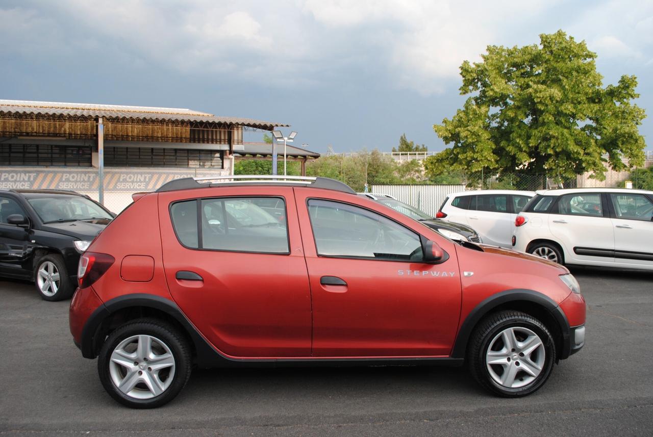 DACIA SANDERO STEPWAY 0.9 90 CV BENZ/GPL