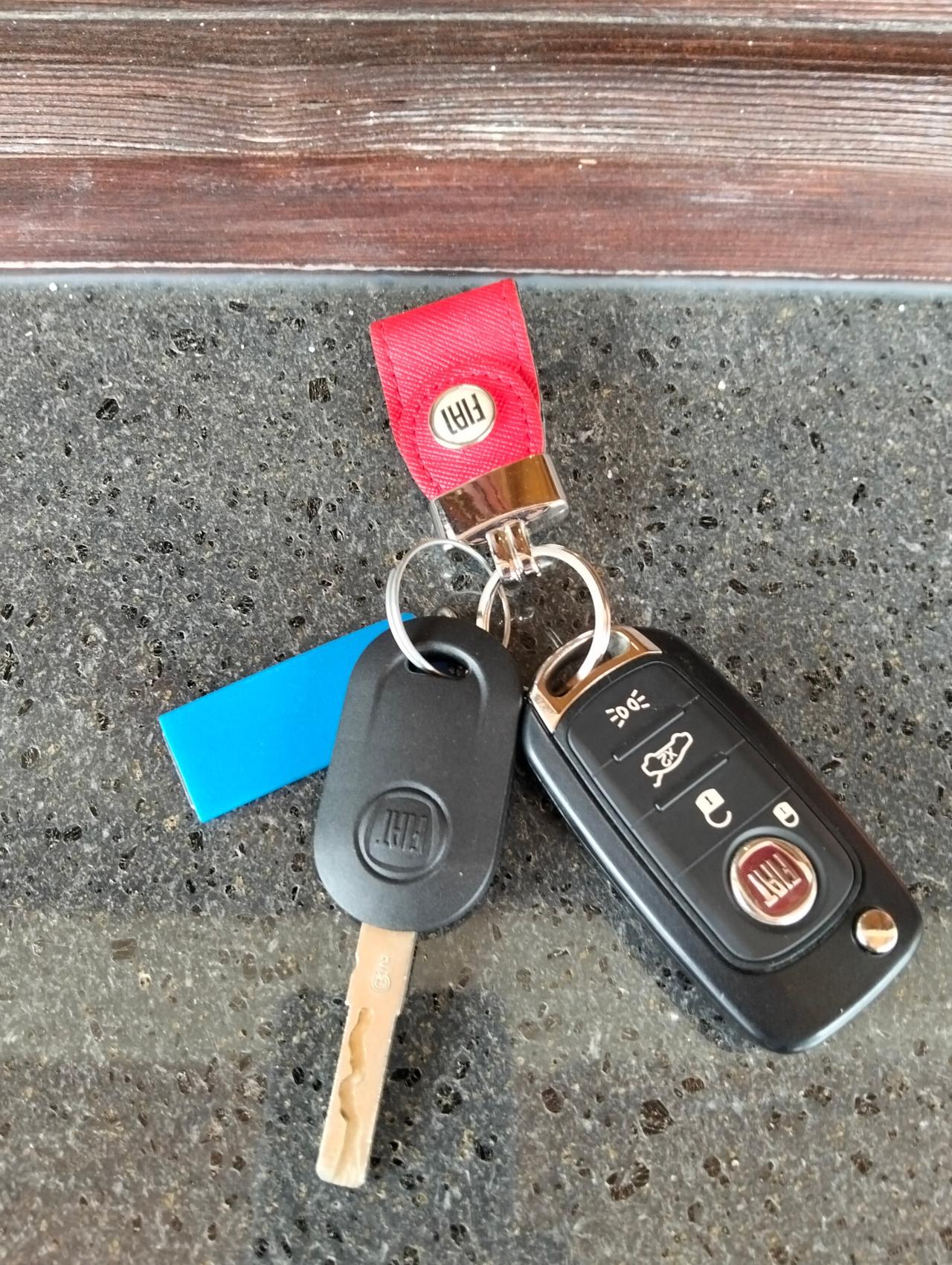 Fiat Pandina 1.0 Hybrid CROSS 2024 SINISTRATA