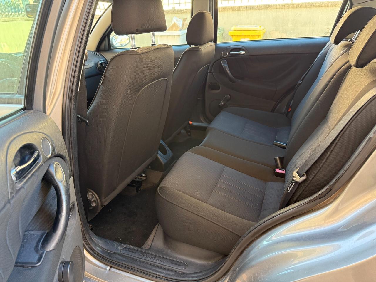 Alfa Romeo 147 1.9 JTD M-JET 16V 5 porte Dist.