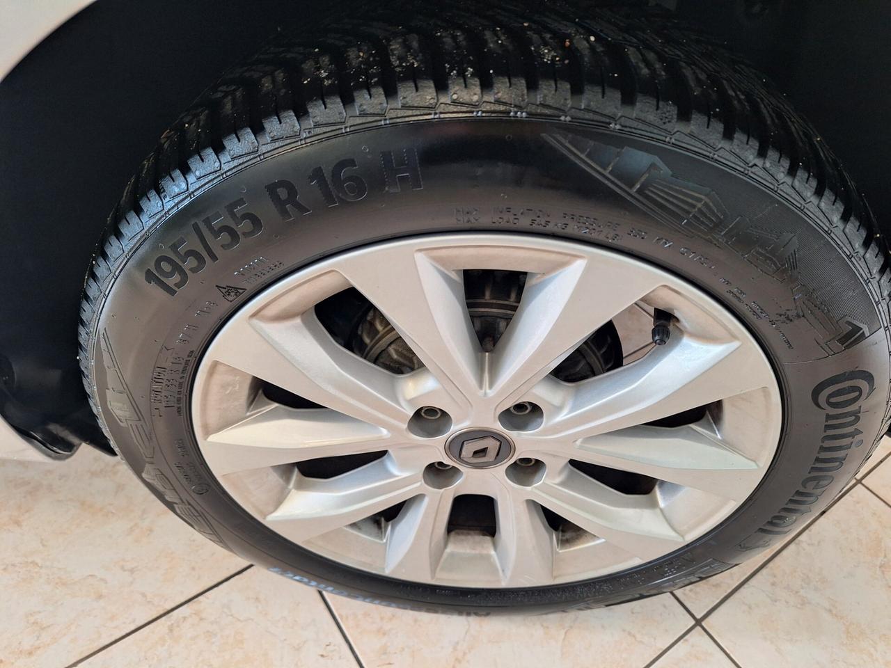 Renault Clio TCe 100 CV 5 porte Business