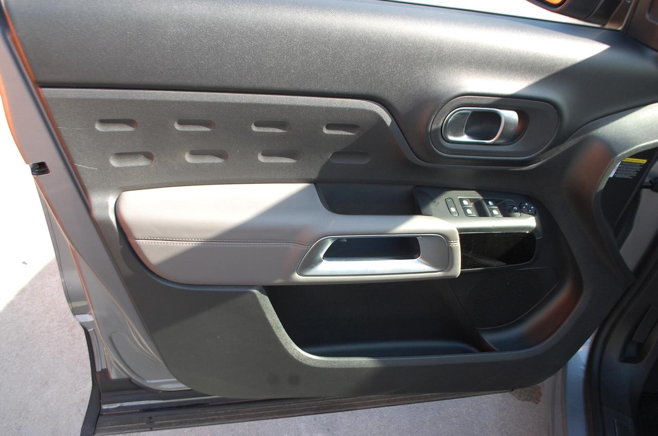Citroen C5 Aircross 1.5 bluehdi 131CV Shine EAT8 Uff Italy Tetto Navi USB