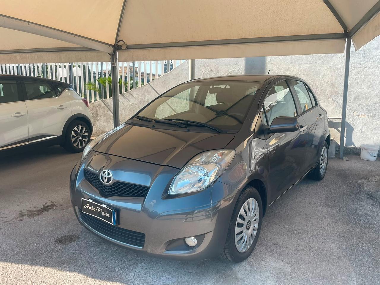 Toyota Yaris 1.4 D-4D DPF 5 porte Sol