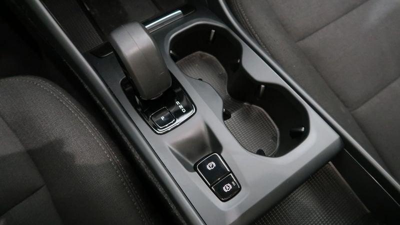 Volvo XC40 Recharge T4 Recharge Plug-in auto Essential