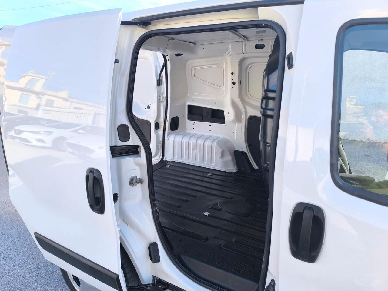 Fiat Fiorino 1.3 MJT 95CV Cargo SX 2020
