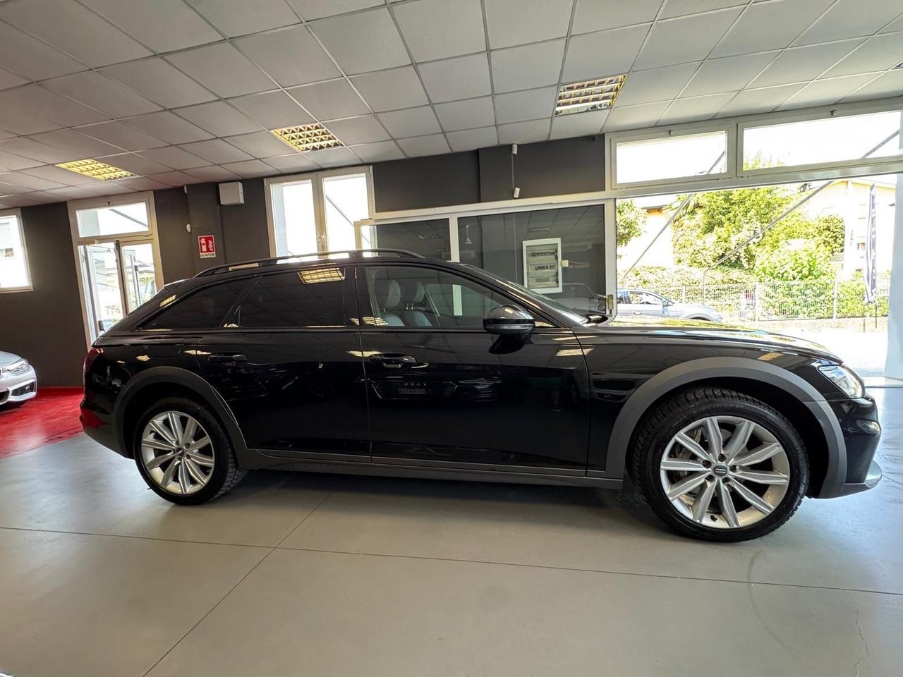 Audi A6 allroad 50 TDI 3.0 quattro tiptronic