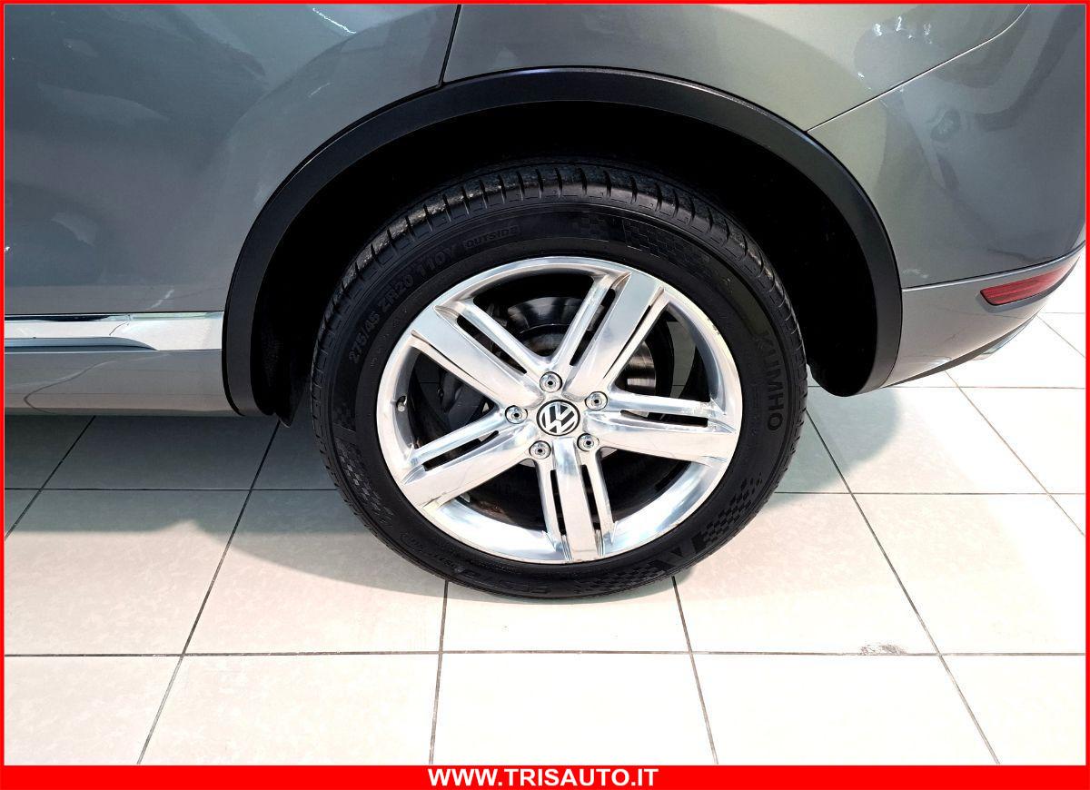 VOLKSWAGEN Touareg 3.0 V6 TDI Tiptronic (XENO+PELLE+NAVI)