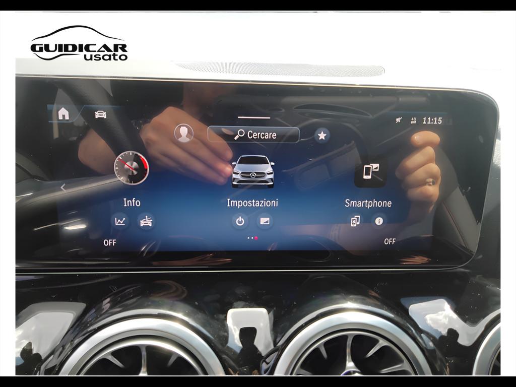 Mercedes-Benz Classe B - W247 2023 - B 180 d AMG Line Premium auto