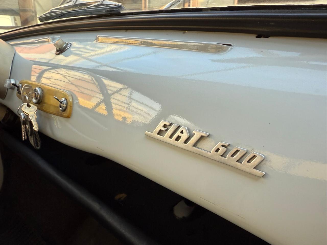 Fiat 600 VETRI SCORREVOLI '56