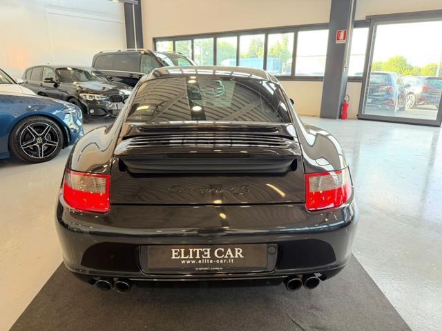 PORSCHE 911 Carrera 4S Coupé