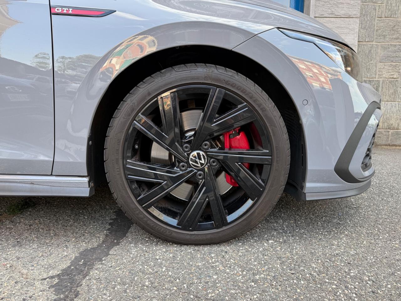 Volkswagen Golf GTI 2.0 TSI DSG PERFORMANCE