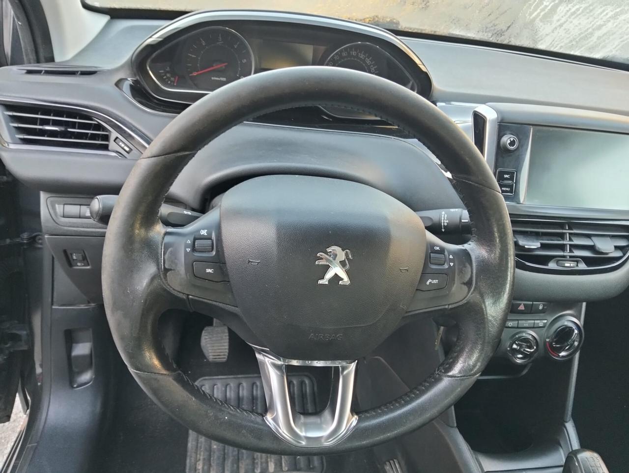 Peugeot 208 1.4 HDi 68 CV 5 porte Allure 2015
