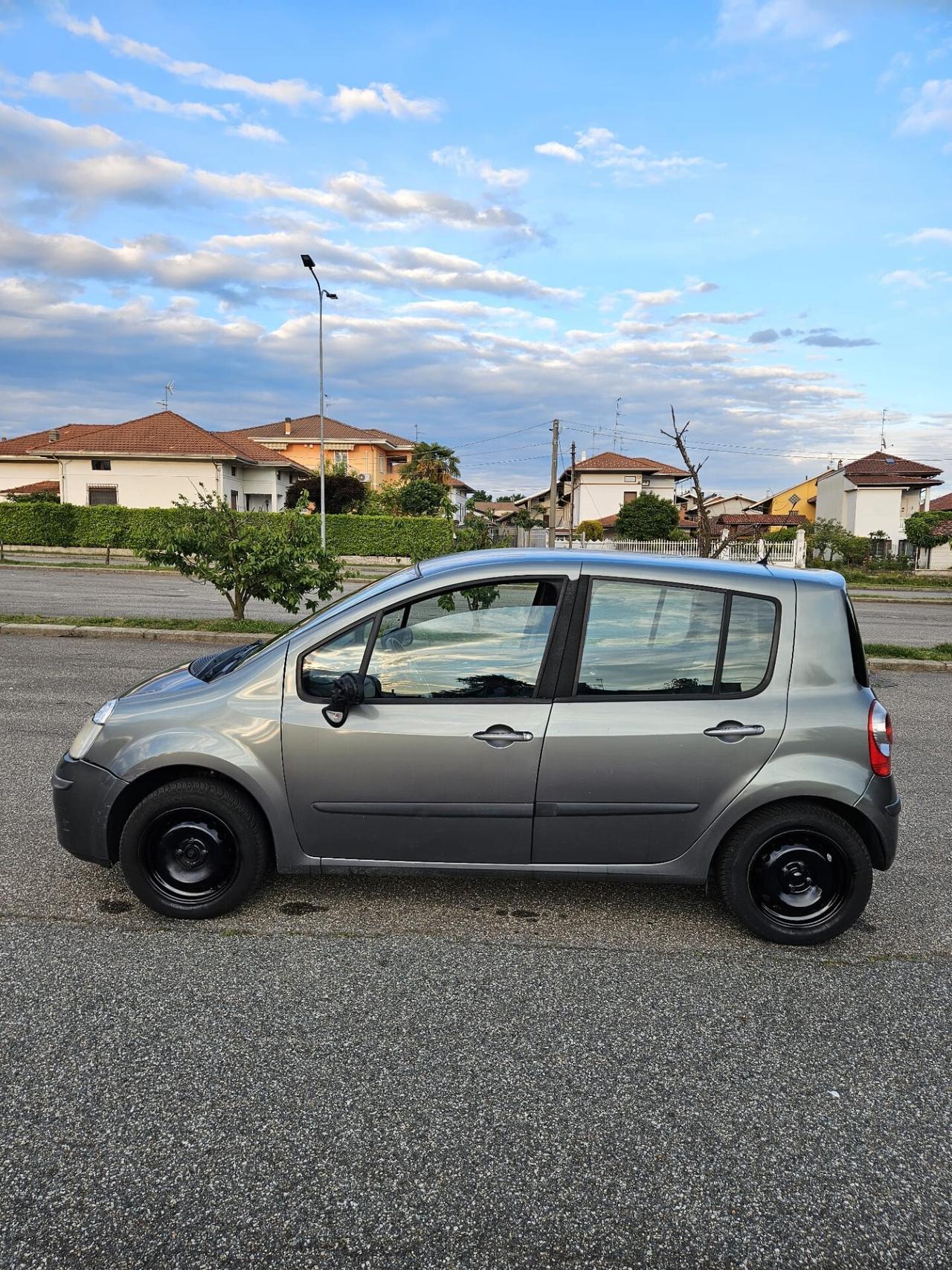 Renault Modus Grand 1.2 NEOPATENTATI
