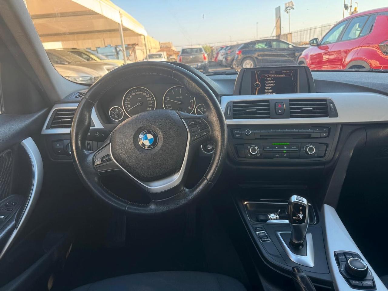 BMW SERIE 3 2012 - UNICO PROPRIETARIO