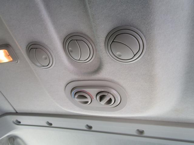 PEUGEOT Boxer O FIAT DUCATO 330 140 S&S PC-TN Combi Premium
