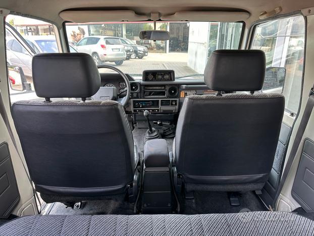 Toyota Land Cruiser LJ70 LX