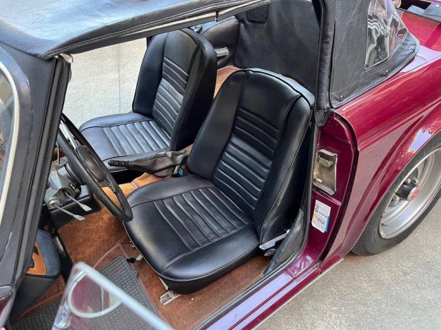 TRIUMPH TR6 P.I.