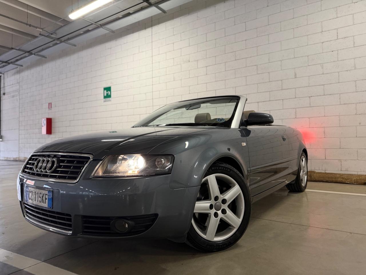 Audi A4 Cabriolet 2.5 V6 TDI cat