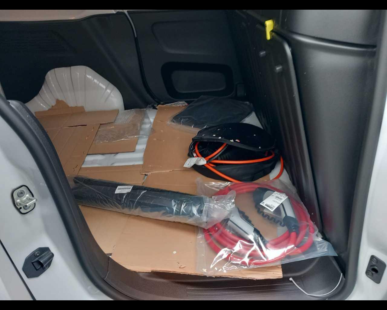 TOYOTA P.CITY EV L1 50KWH S CMF23