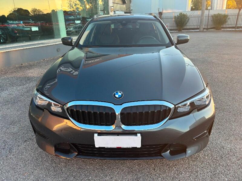 BMW Serie 3(G20/1-80/1) 320d 48V xDrive Touring...