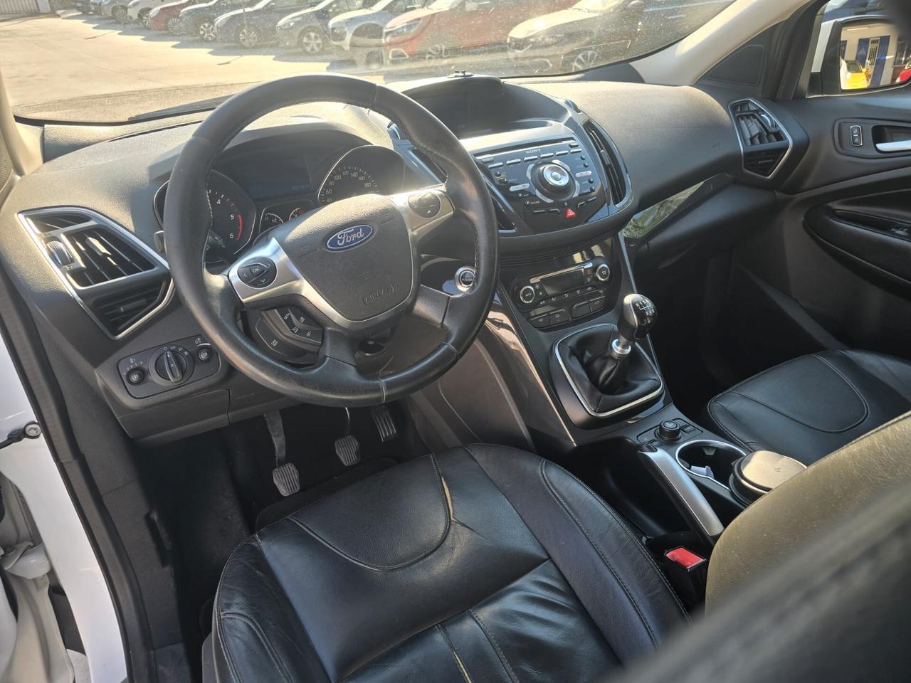 Ford Kuga 2.0 TDCI 140 CV 4WD Titanium