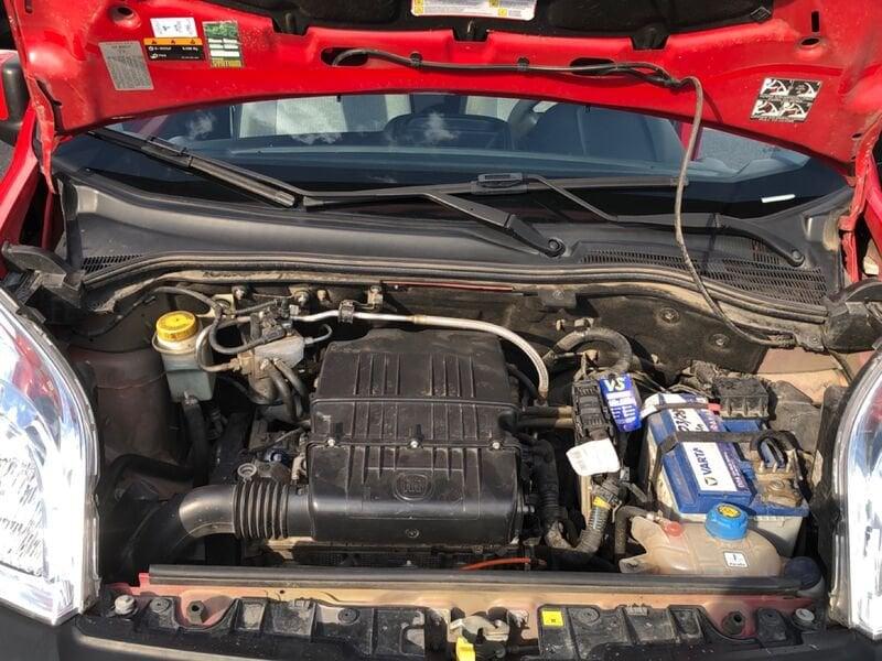 FIAT QUBO 1.4 8v 77cv Lounge Natural Power