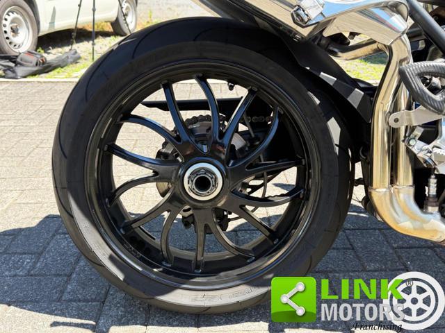 TRIUMPH Speed Triple 1050 Originale