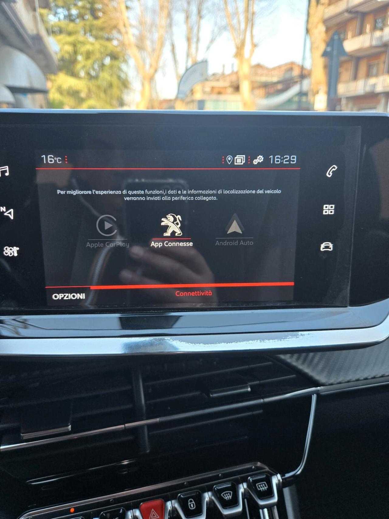 Peugeot 2008 BlueHDi 100 S&S Allure