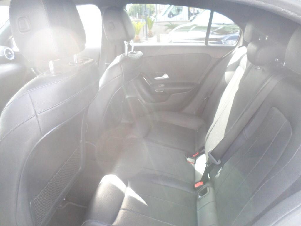 Mercedes-benz A 180 A 180 d Automatic Business