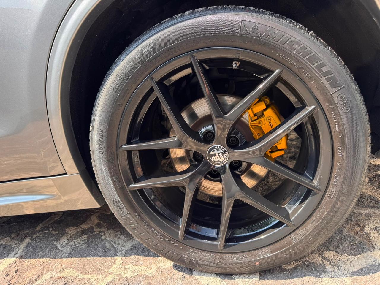 alfa romeo stelvio 2.0 turbo benzina 280cv aceto permuta