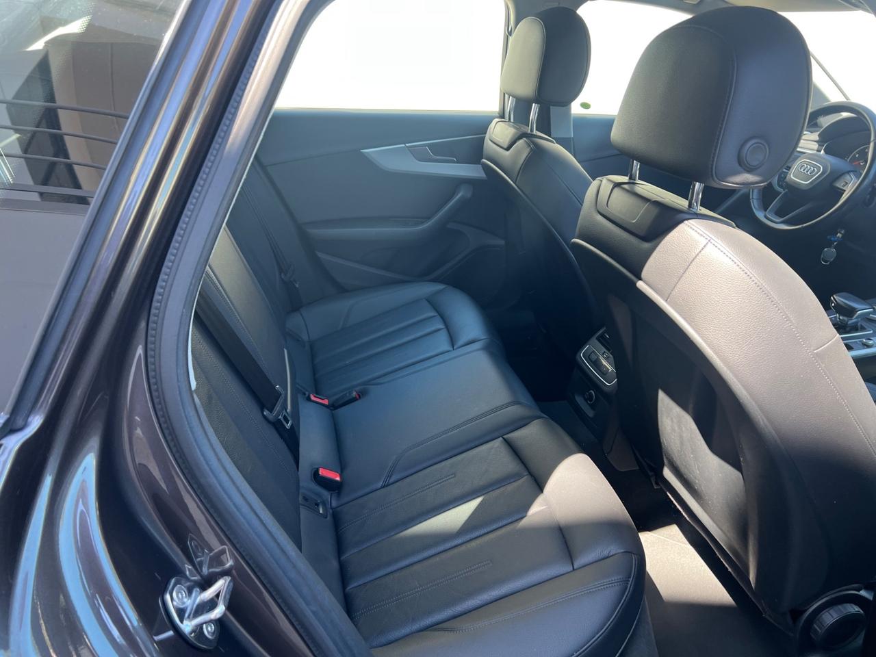 Audi A4 2.0 TDI 150 CV ultra Design