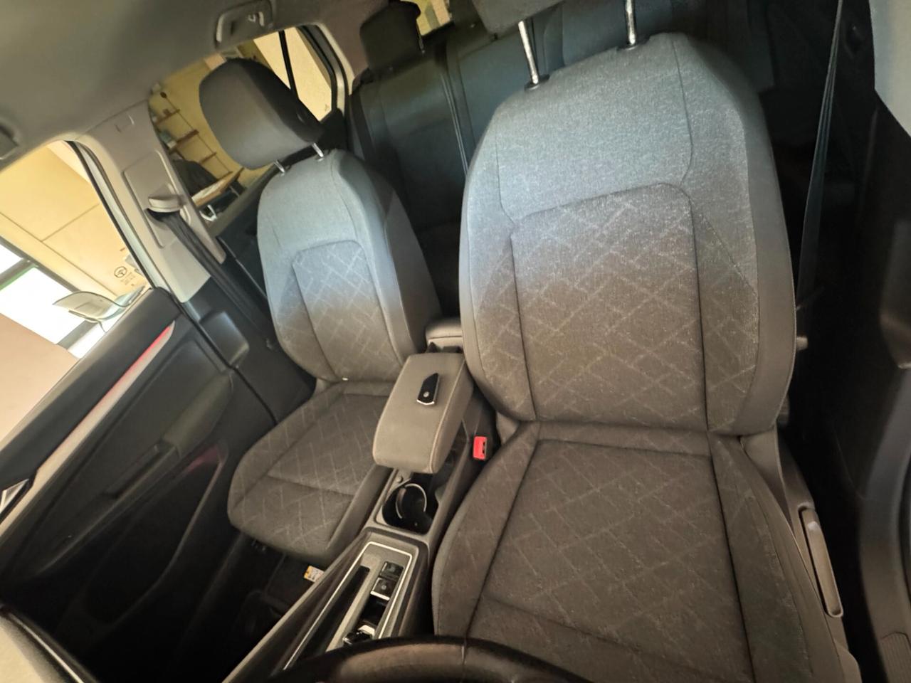 Volkswagen Golf 1.0 eTSI EVO DSG Life