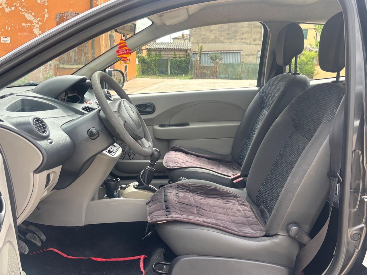 Renault Twingo 1.2 16V neopatentati euro 5