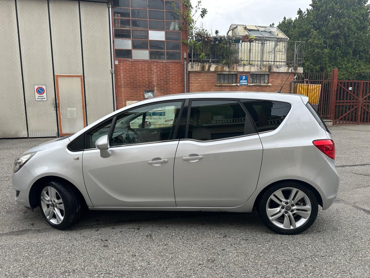 Opel Meriva 1.4 Turbo 120CV GPL della casa euro 6 pochi km