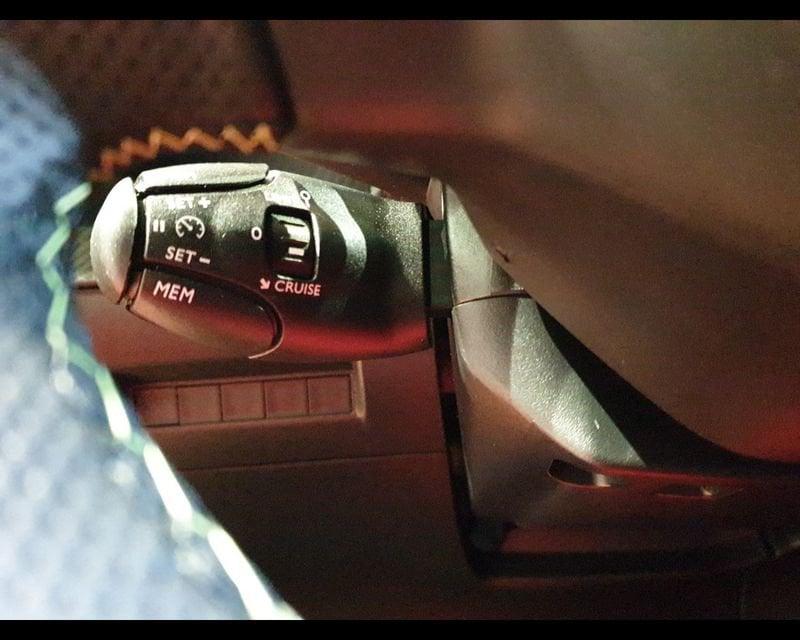 Peugeot 2008 2ª serie PureTech 130 S&S EAT8 GT