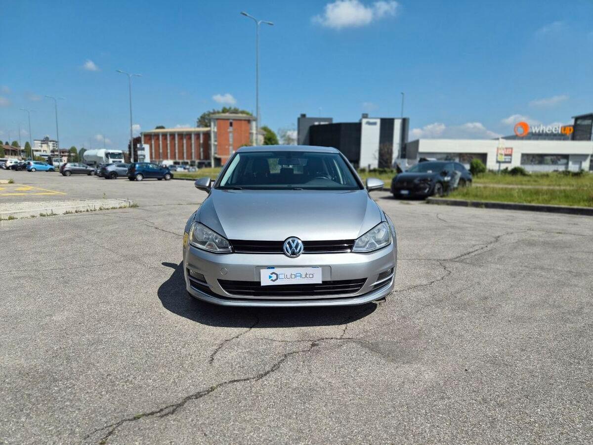 Volkswagen Golf 1.6 tdi Highline 5p