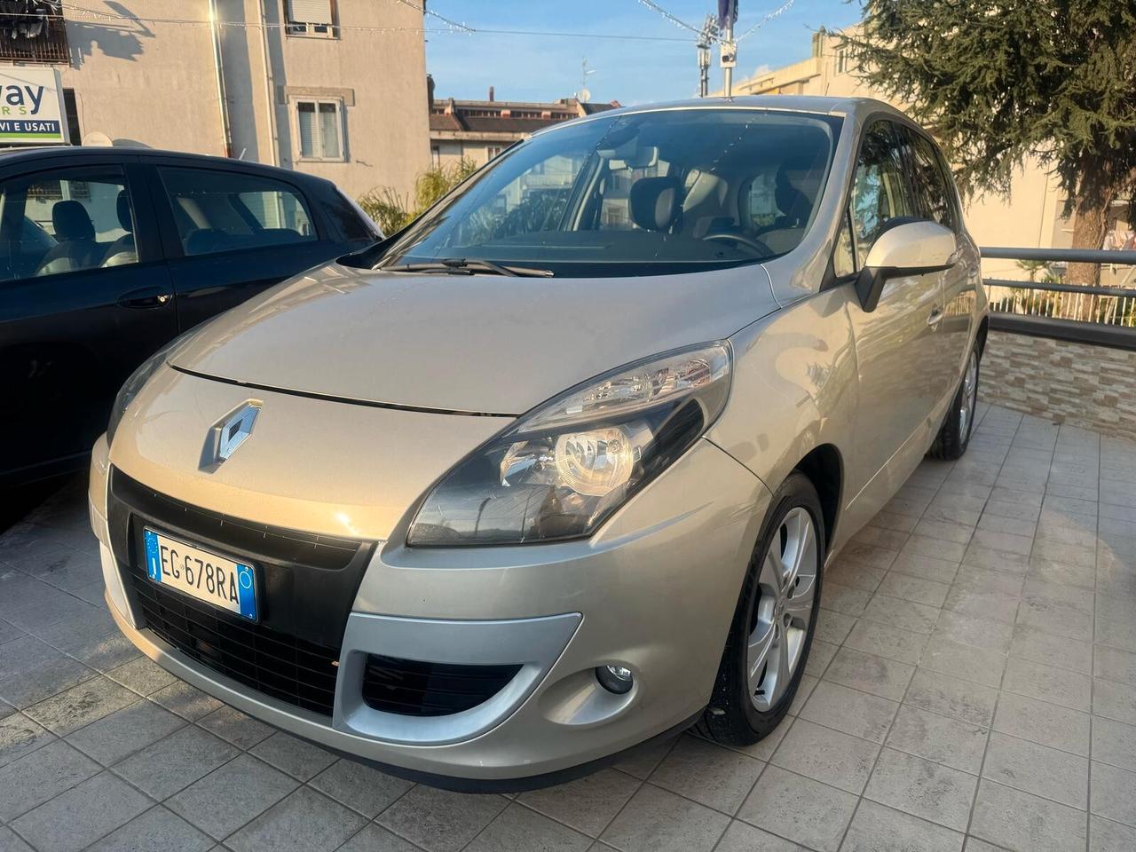 Renault Scenic Scénic X-Mod 1.5 dCi 110CV EDC Luxe