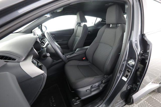 TOYOTA C-HR C-HR 1.8 Hybrid E-CVT Business