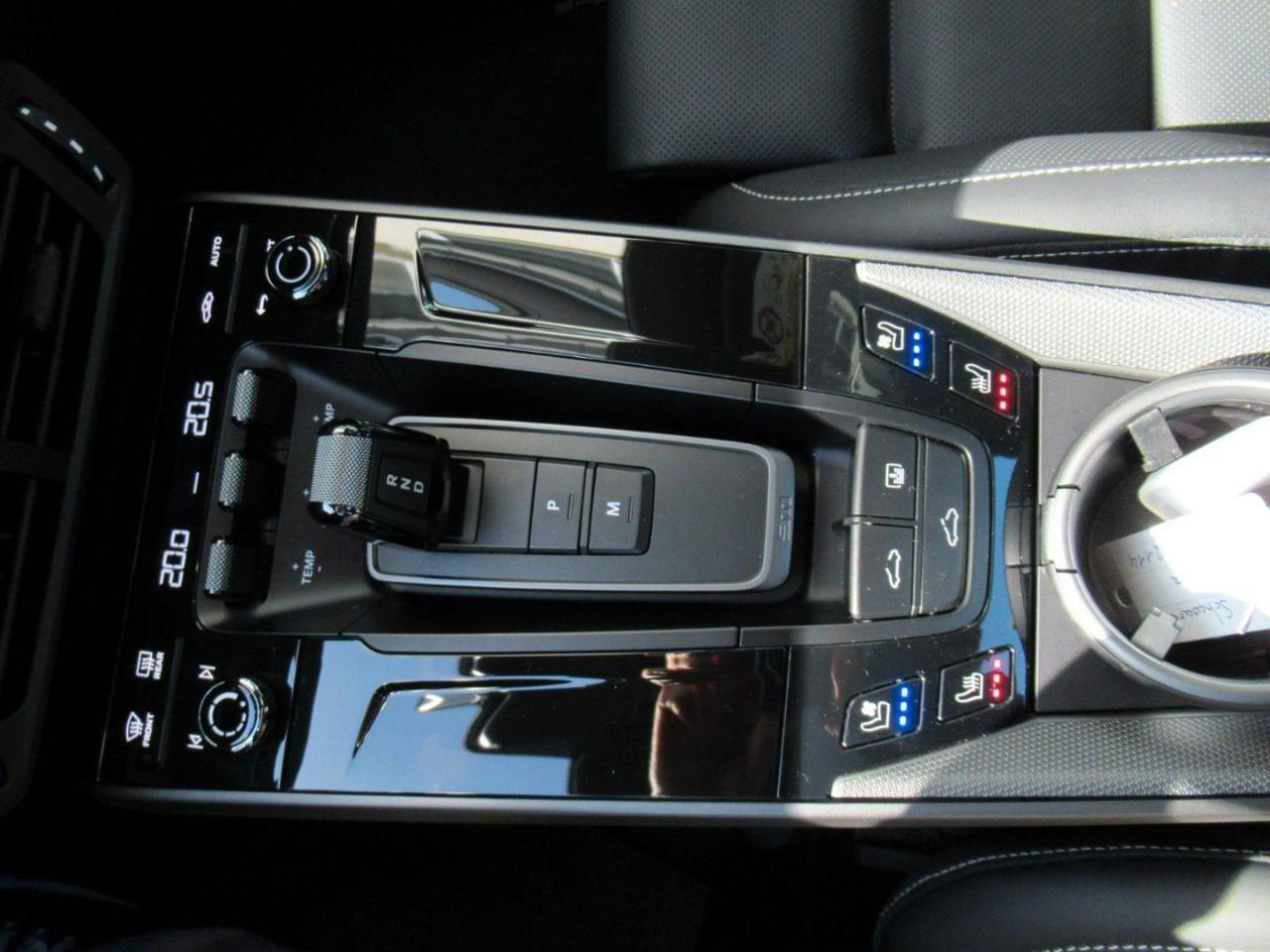 PORSCHE 992 911 Carrera