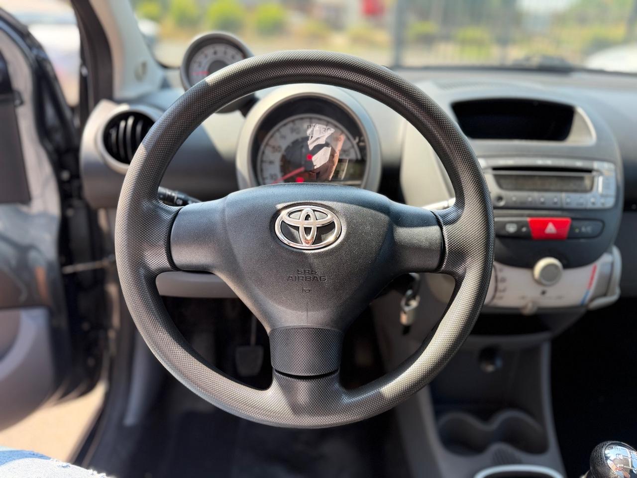 Toyota Aygo 1.0 12V VVT-i 5 porte Sol